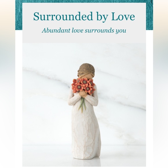 Surrounded by Love sculpted figure by Susan Lordi | Willow Tree - Picture 2 of 7